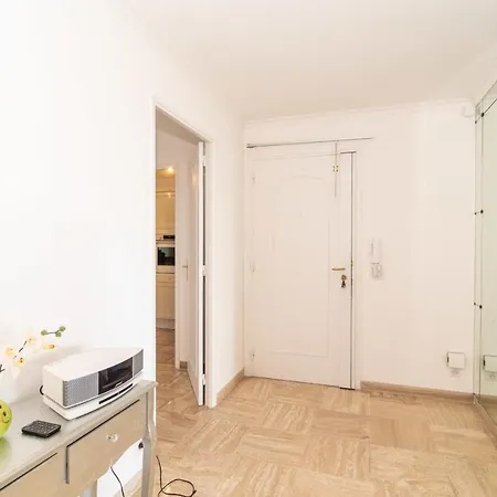 度假居 Splendid 1 Bedroom In Swimming Pool Tennis Stunning Sea View By Olam *